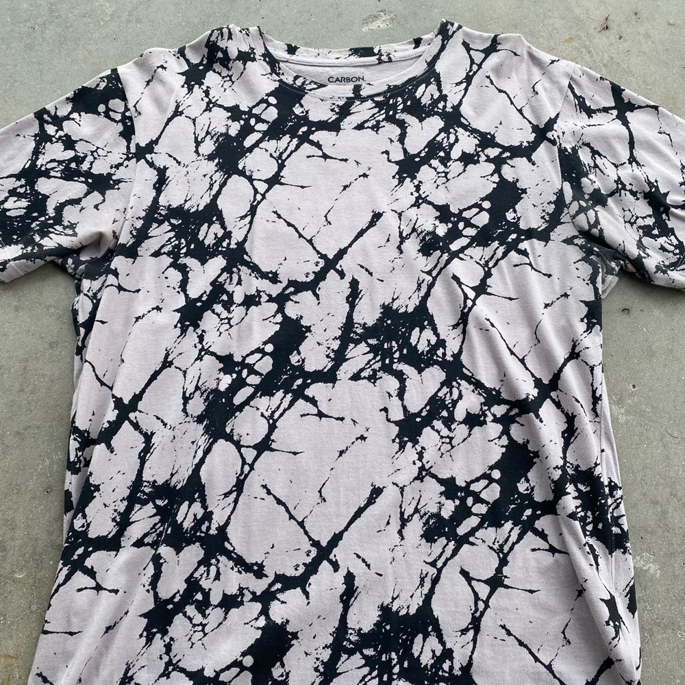 Carbon Mens White with Black Paint Splatter Size L